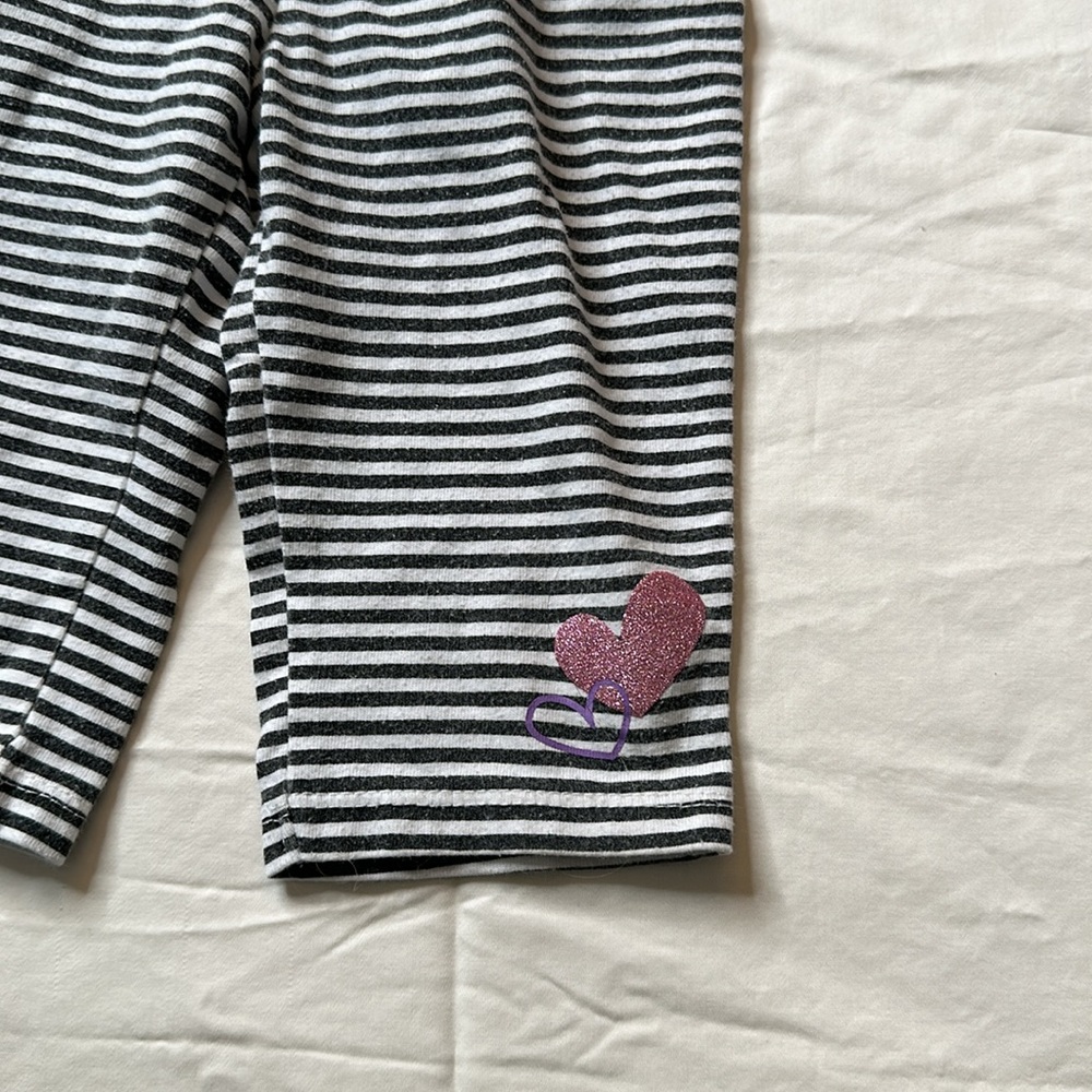 Disney Baby size 6-9 months bundle. GREAT CONDITION. Includes 2 pajama sets, - Picture 8 of 12